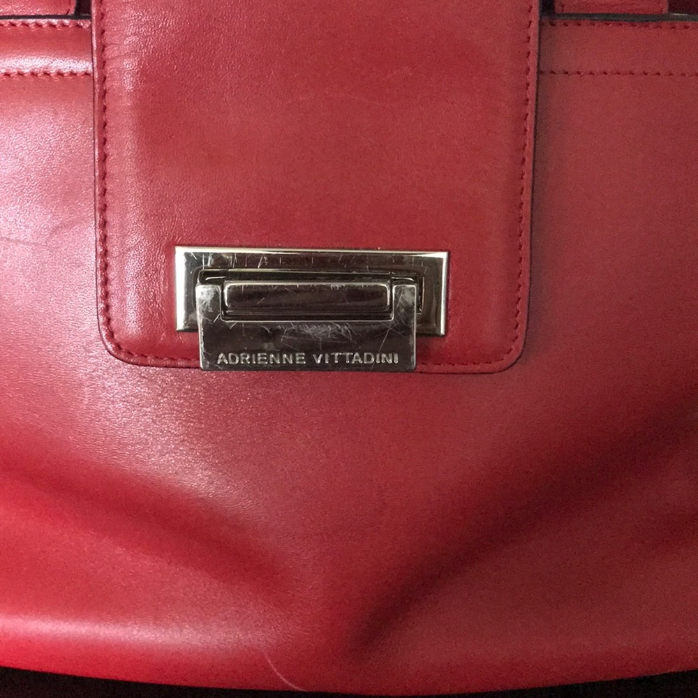 RED LEATHER ADRIENNE VITTADINI